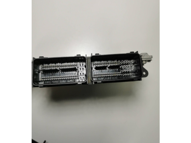 Блок управления двигателя 31452623, 0000225422   Volvo V70