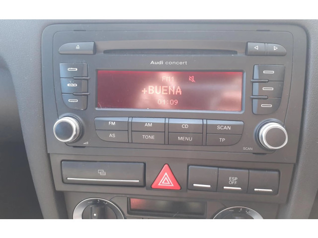 Радио/ проигрыватель CD/DVD / навигация    Audi A3 S3 A3 Sportback 8P