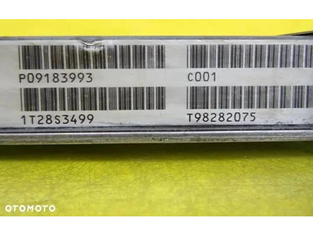Блок управления двигателя 0281001802, 17480075 Volvo V70
