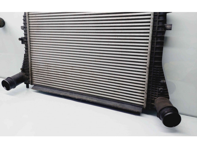 Интеркулер  3C0145805AE   Volkswagen PASSAT CC 