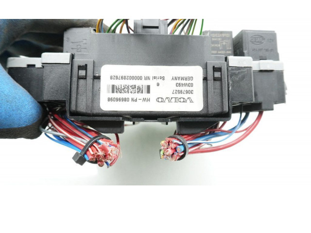 Блок предохранителей 08696098, 08696098 Volvo XC90
