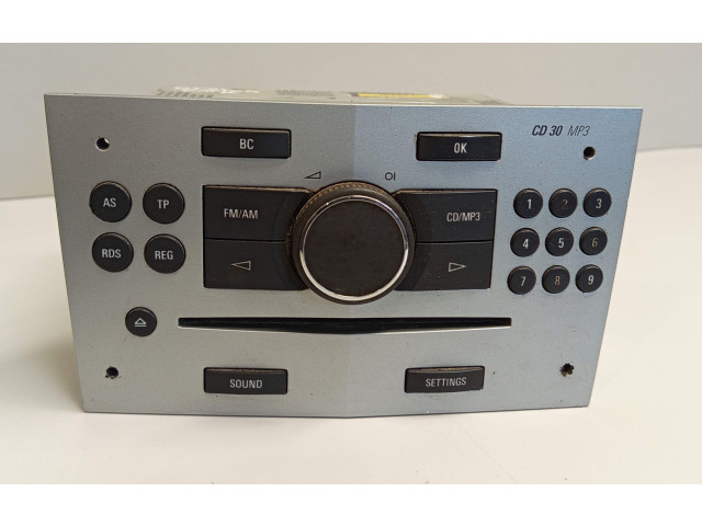 Pojistková skříňka Радио/ проигрыватель / навигация 497316088, 13289932 Opel Zafira B 2010