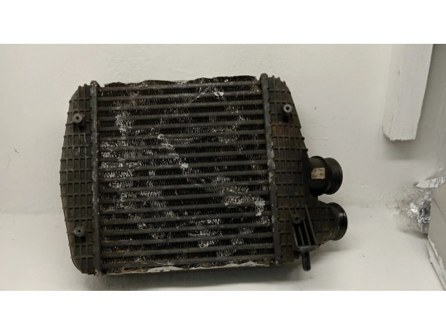 Интеркулер 16484792 Maserati Ghibli 3.0