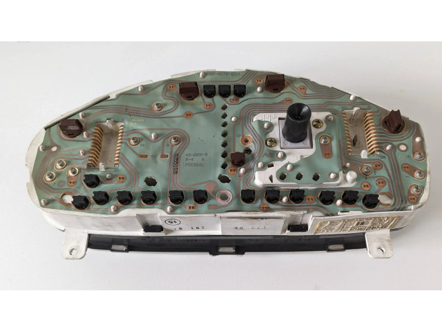 Панель приборов MR114277, 0F0179 Mitsubishi Carisma