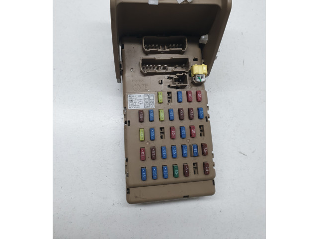 Блок предохранителей  82201FG000   Subaru Forester SH    