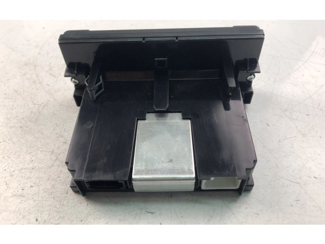 Дисплей    31268055   Volvo C30