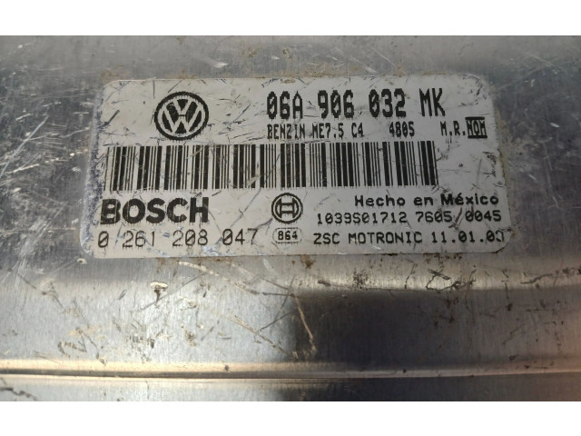 Řídící jednotka 06A906032MK, 1039S01712   Volkswagen Beetle A5 2011