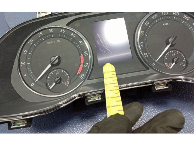 Панель приборов 5E3920741A, 5E3920741A Skoda Octavia 985