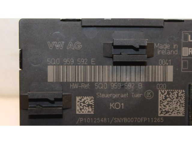 Блок управления 5Q0959592E, 5Q0959592E   Volkswagen Golf VII