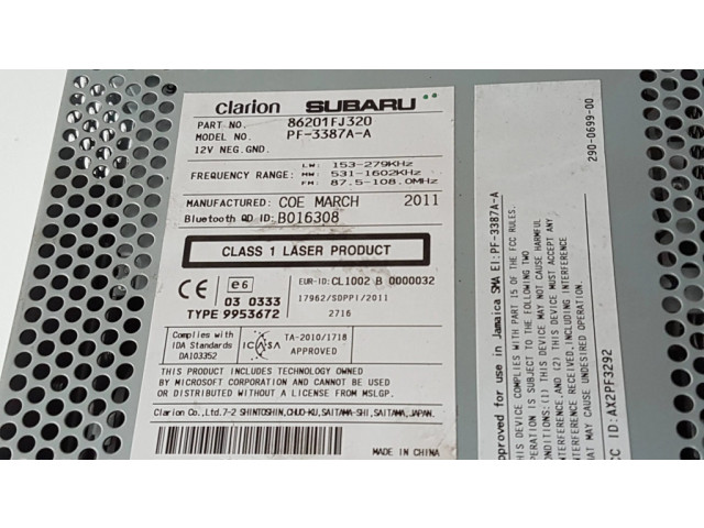 Радио/ проигрыватель CD/DVD / навигация