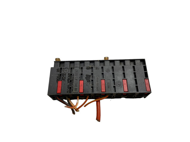 Pojistková skříňka 0025450901 Mercedes-Benz C W202 1997