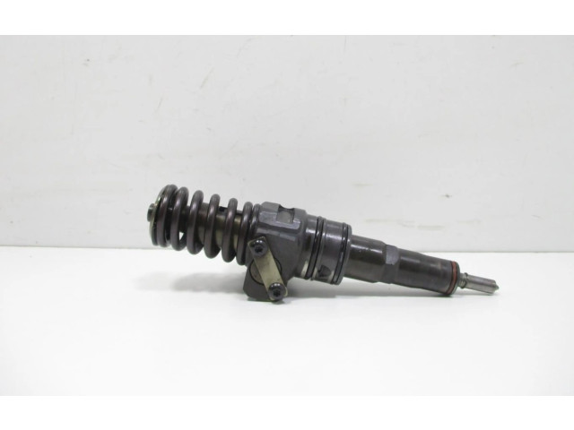 Форсунка 038130073AG Skoda Octavia Mk2 (1Z)