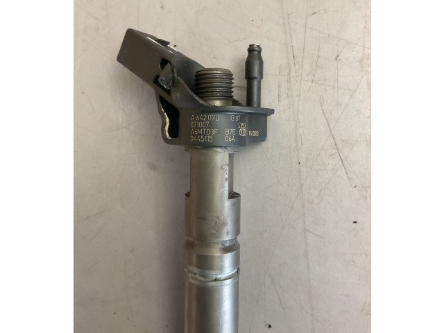 Форсунка A642070, 0445115    Mercedes-Benz R W251   