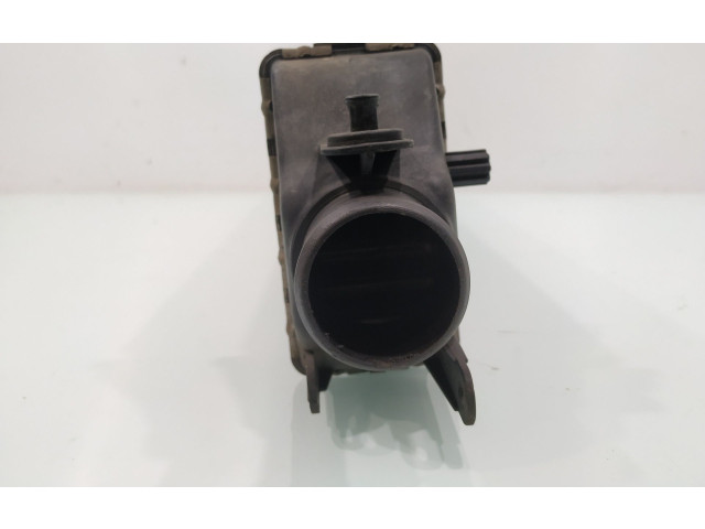 Интеркулер 51785255 Fiat Linea