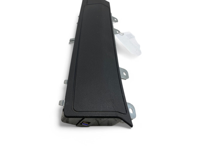 Подушка безопасности для колен A1768600402   Mercedes-Benz GLA W156