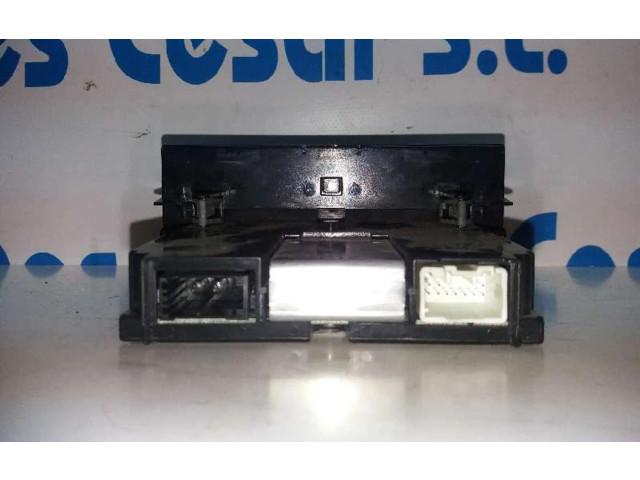 Дисплей    30797719   Volvo V50