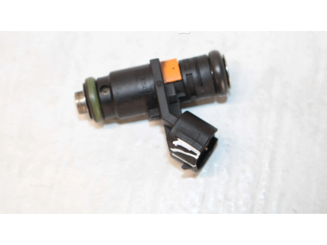 Форсунка 03C906031, 03C906031 Skoda Fabia Mk2 (5J) BTS