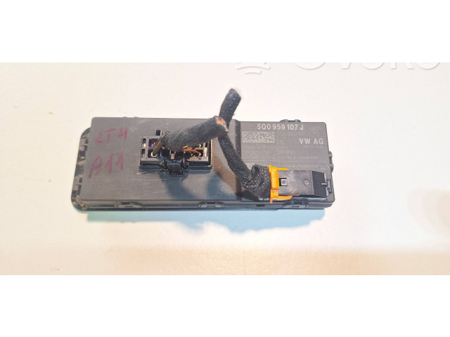 Блок управления центрального замка    5Q0959107J   Skoda Superb B8 (3V)