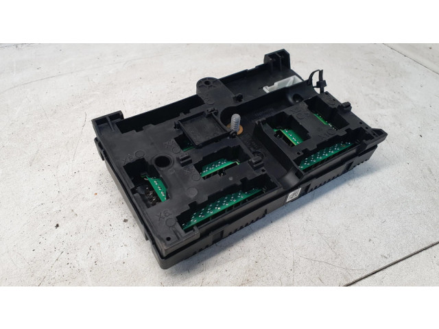 Pojistková skříňka 6114939314401, 61149393144 BMW 7 G11 G12 2017