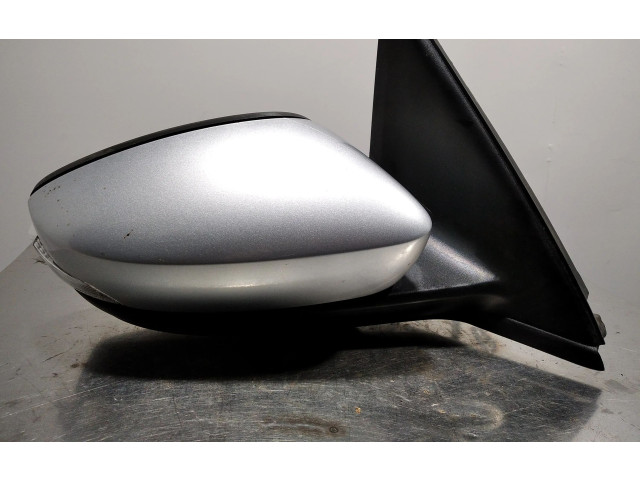 Зеркало электрическое Skoda Fabia Mk3 (NJ) 2015 - 2021 года