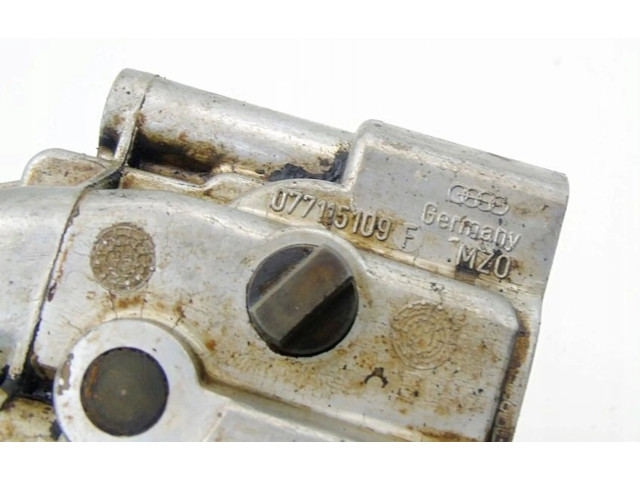 Čerpadlo oleje 077115109F Audi A8 S8 D2 4D