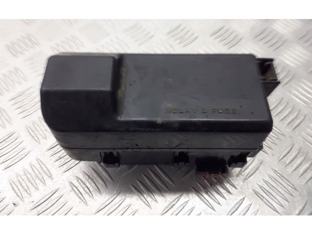 Блок предохранителей Daihatsu Sirion