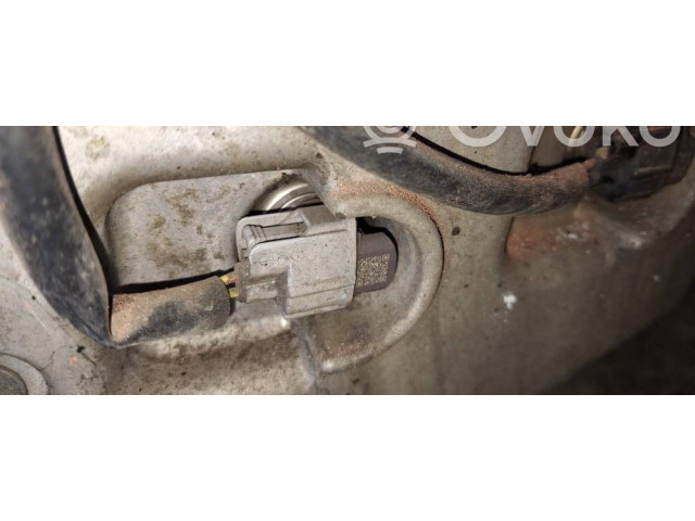 Форсунка     Subaru Outback   