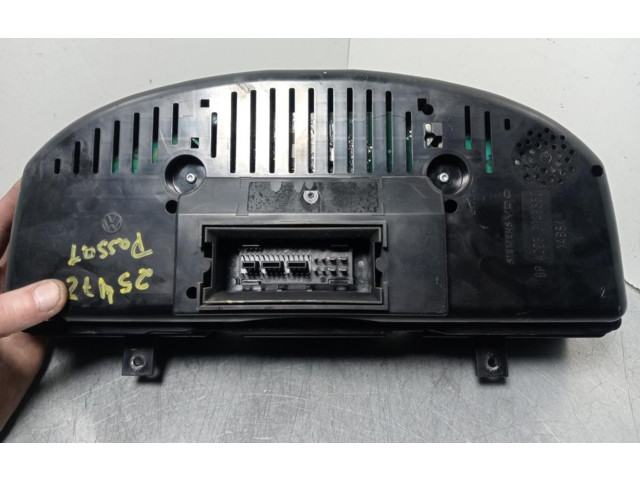 Přístrojová deska Volkswagen PASSAT 3145550