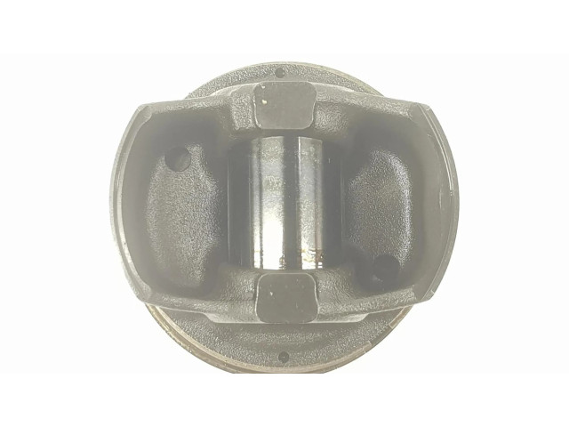 Píst 11258519401, 1212CD BMW 2 Active Tourer U06 pro naftový / Электричество motor