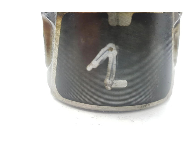  Поршень с шатуном  0628W2  Citroen C1 для бензинового двигателя 1.0