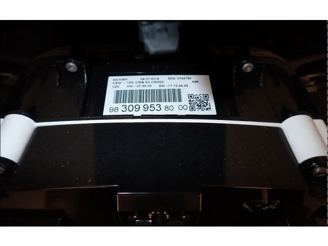 Панель приборов Citroen C3 Aircross