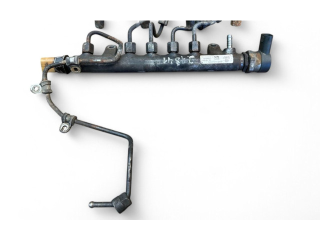 Vstřikovací lišta 03L130089, OSL130089 Volkswagen Transporter - Caravelle T5 CFCA