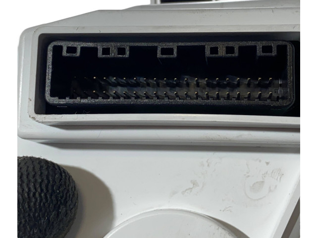 Панель приборов 85002SJ520, 85012SJ32   Subaru Forester SK       