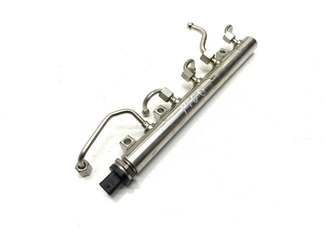 Vstřikovací lišta 8601017 BMW 5 G30 G31 N63 B44 C