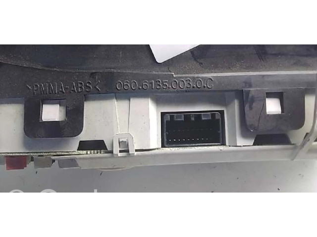 Панель приборов 06061350020C   Lancia Y 840       