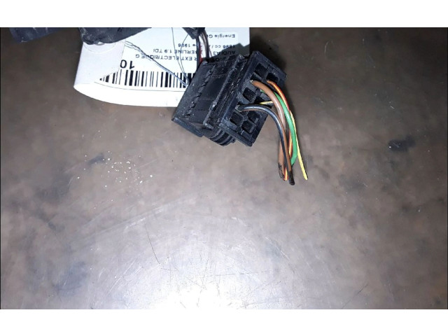 Зеркало электрическое        Audi A3 S3 8L  1996 - 2003 года   