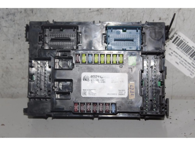 Блок предохранителей    Jeep Renegade    