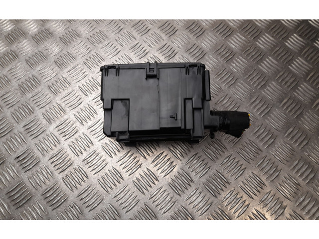 Блок предохранителей  KU5T14A003GA   Ford Transit Custom    