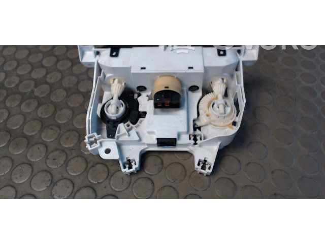 Блок управления климат-контролем NICHTZUTREFFEND   Mazda 323