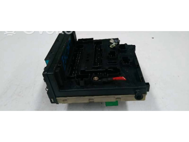 Блок предохранителей 97AG14A073EB Ford Escort