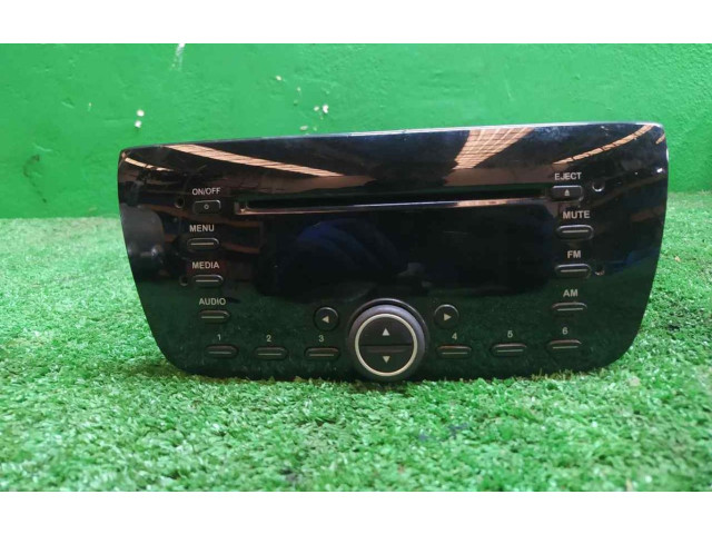 Радио/ проигрыватель CD/DVD / навигация 28500898   Opel Combo 