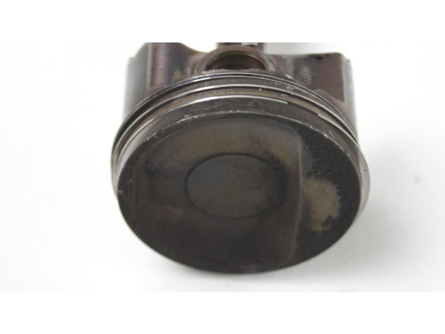 Píst 55277579 Alfa Romeo Mito