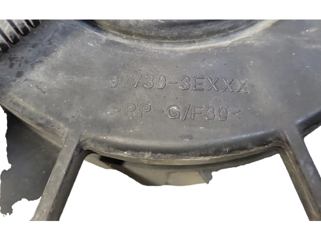 Вентилятор радиатора     977303EXXX    KIA Sorento 