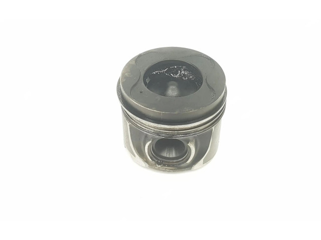 Поршень с шатуном 11257787063, 7787063 BMW X5 E53 для дизельного двигателя 3.0