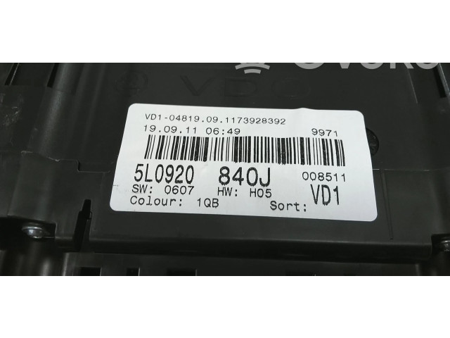 Панель приборов 5L0920840J   Skoda Yeti (5L)       
