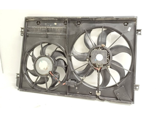 Вентилятор радиатора 1K0121205AJ Volkswagen Caddy