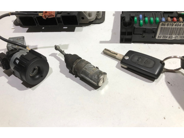 Řídící jednotka 9661940480, ME75 Peugeot 307 CC 2006