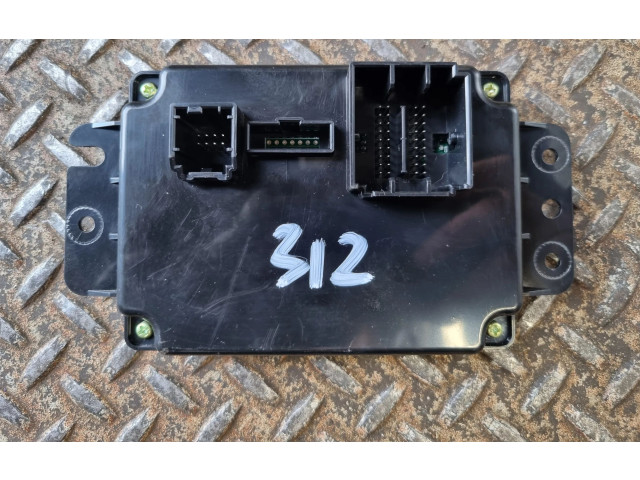 Модуль блока управления кондиционером 55111924AO   Jeep Grand Cherokee