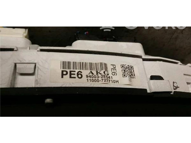 Přístrojová deska  Hyundai Tucson JM 2005 11000727710, 11000727710  