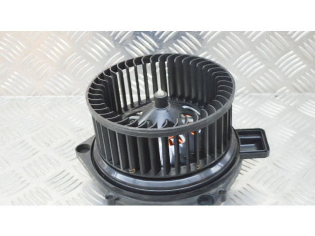 Вентилятор печки    DRF10238002   BMW X4 G02